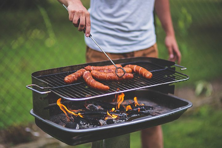 Accesorii pentru gratar de care ai nevoie ca sa faci un barbecue gustos