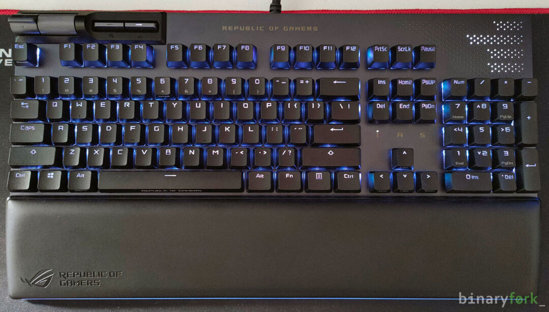 ASUS ROG Strix Flare II Animate Review: O tastatură mecanică cool