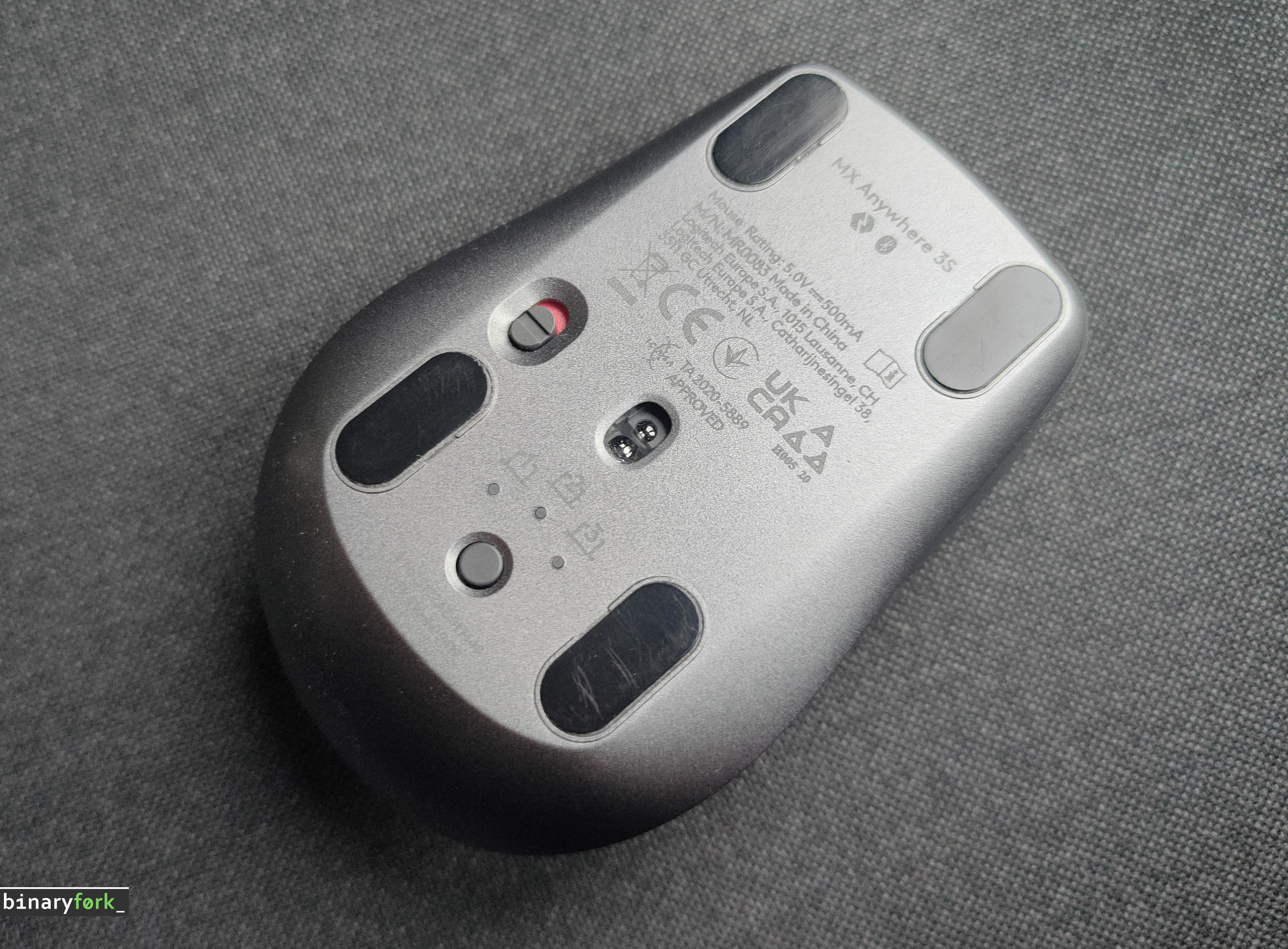 logitech mx anywhere 3s bottom